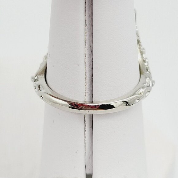 Emerald Cut Red Glass Filigree Ring Sz 7.75 Vintage New Old Stock Silver Tone - Picture 7 of 11